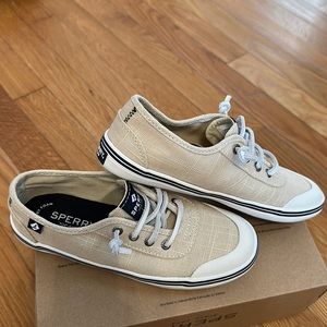 Sperry Lounge Lace Linen Lt Tan, Memory Foam